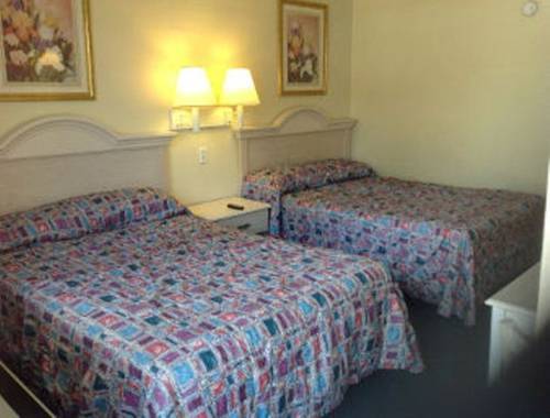Ferry Pass Days Inn Pensacola North מראה חיצוני תמונה