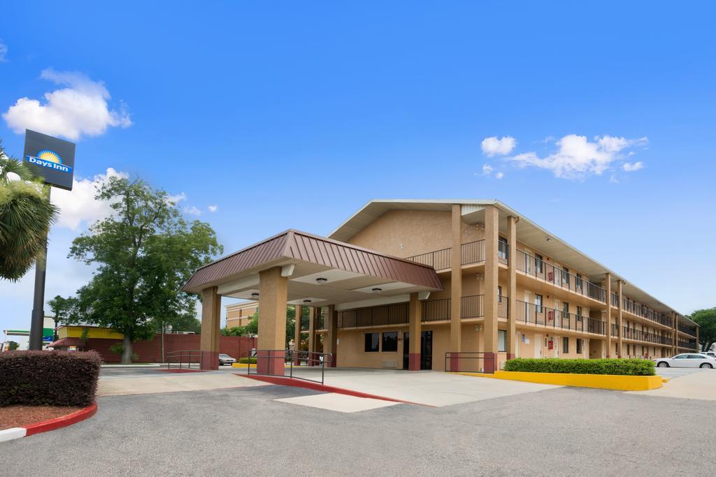 Ferry Pass Days Inn Pensacola North מראה חיצוני תמונה